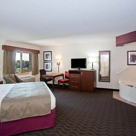 Americinn By Wyndham Chanhassen Εξωτερικό φωτογραφία