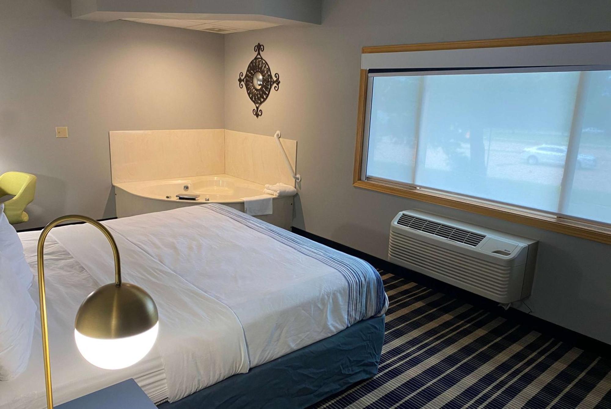 Americinn By Wyndham Chanhassen Εξωτερικό φωτογραφία