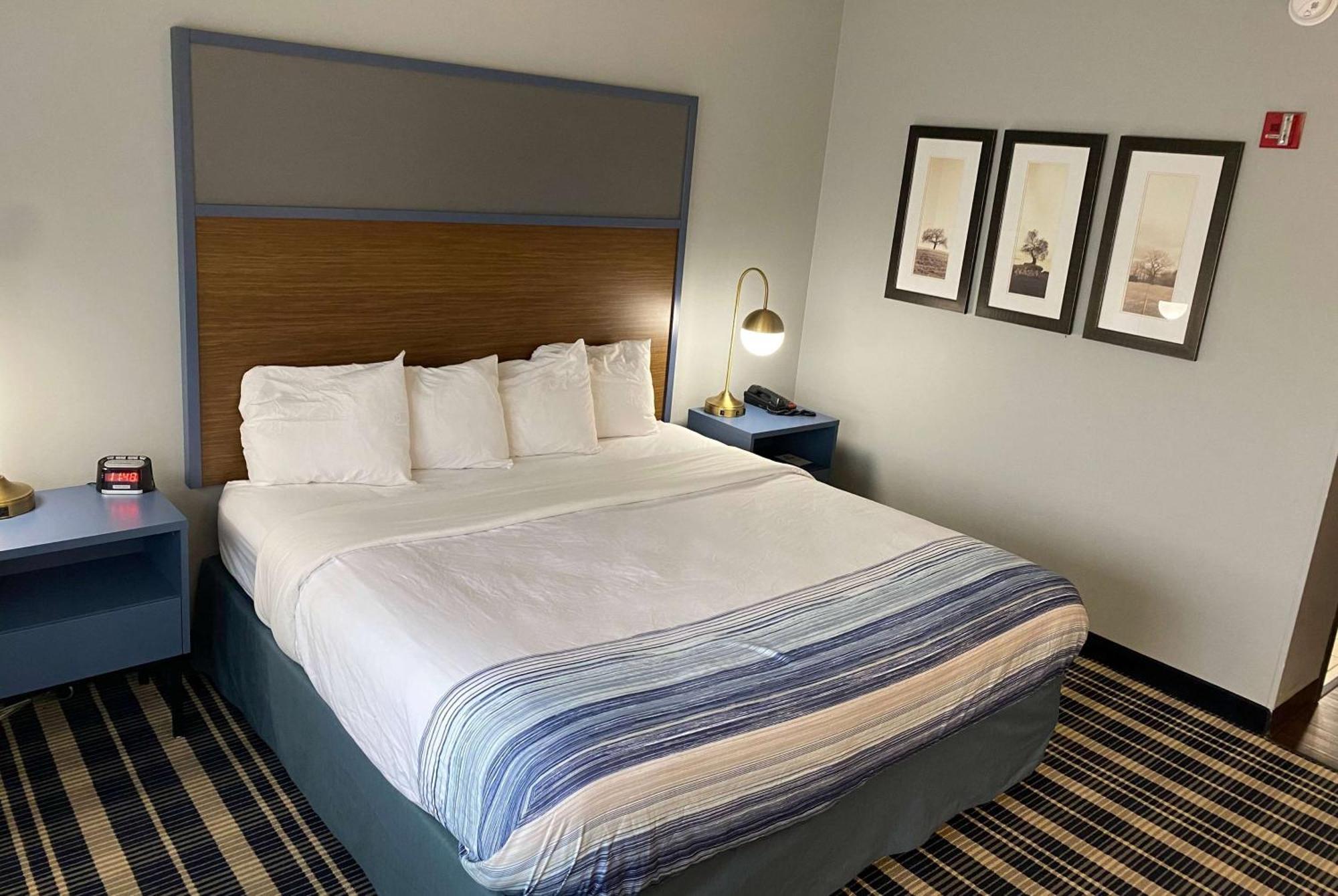 Americinn By Wyndham Chanhassen Εξωτερικό φωτογραφία